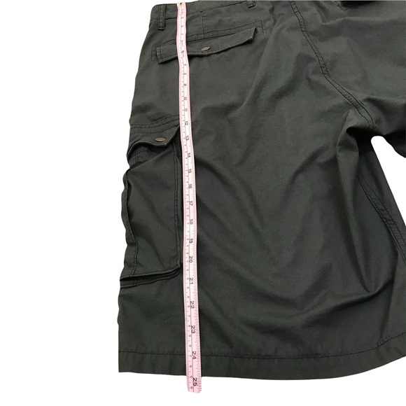 Levis Cargo Shorts Mens 36 Black Inseam 11 Good Condition PC9 13581-0027 - Picture 11 of 12